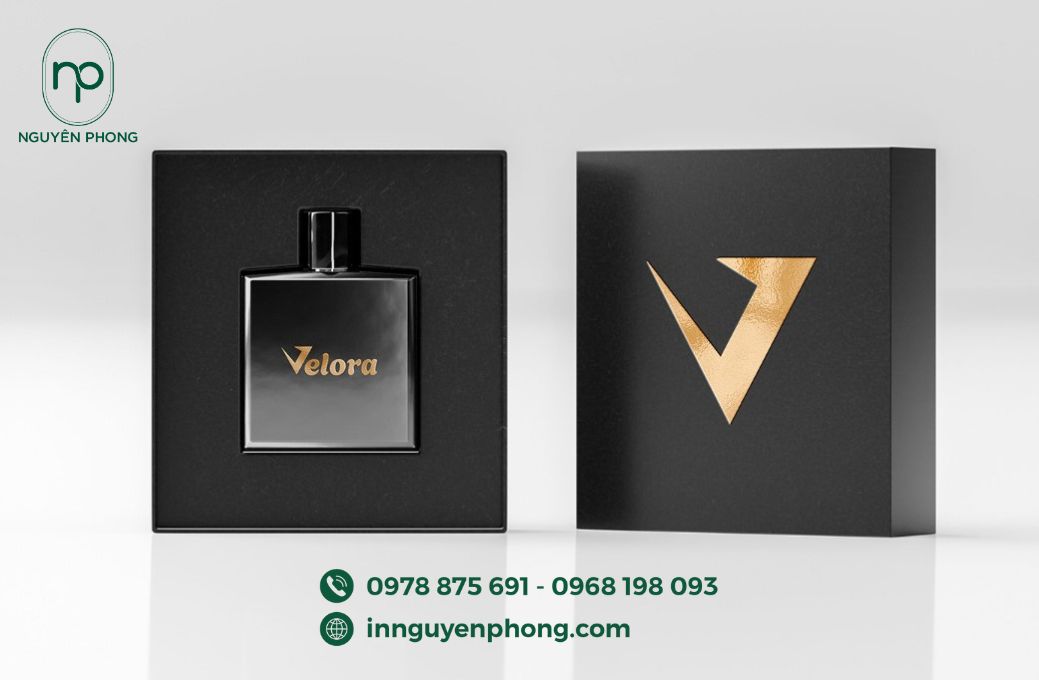 mau-hop-qua-nuoc-hoa-4